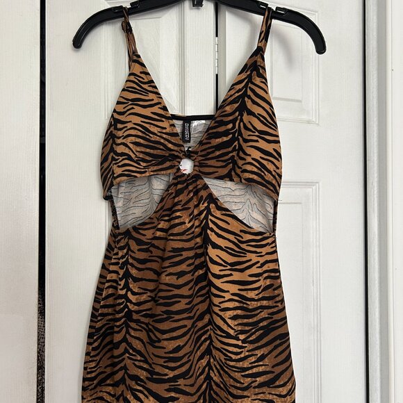 animal print dress - Picture 3 of 5